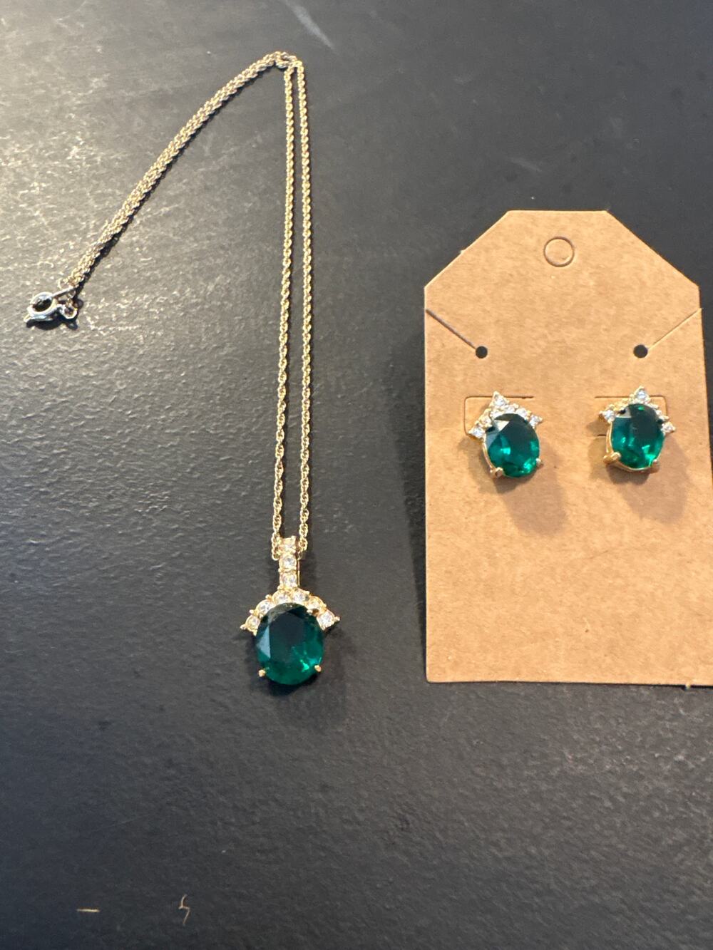 Gold & Emerald Green Gemstone Costume Jewelry Pendent Necklace Stud Earring Set